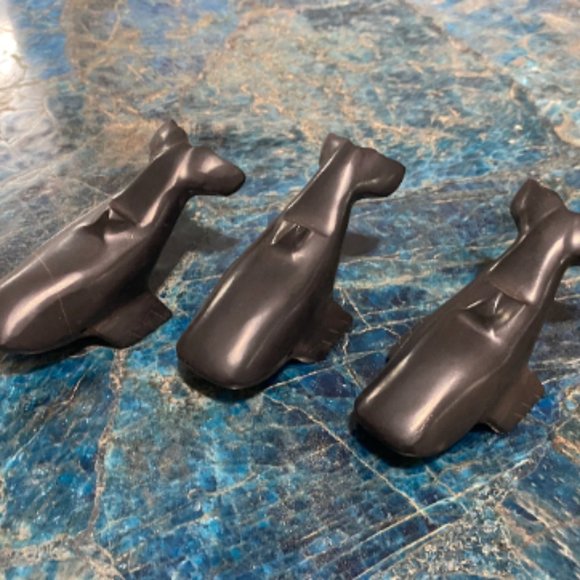 Black Marble Whale Carving, Hand Carved Whale, Ocean Decor, Beach House Decor - Picture 2 of 5